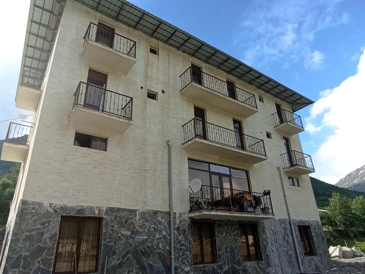 Hotel Marliza Mestia Kültér fotó