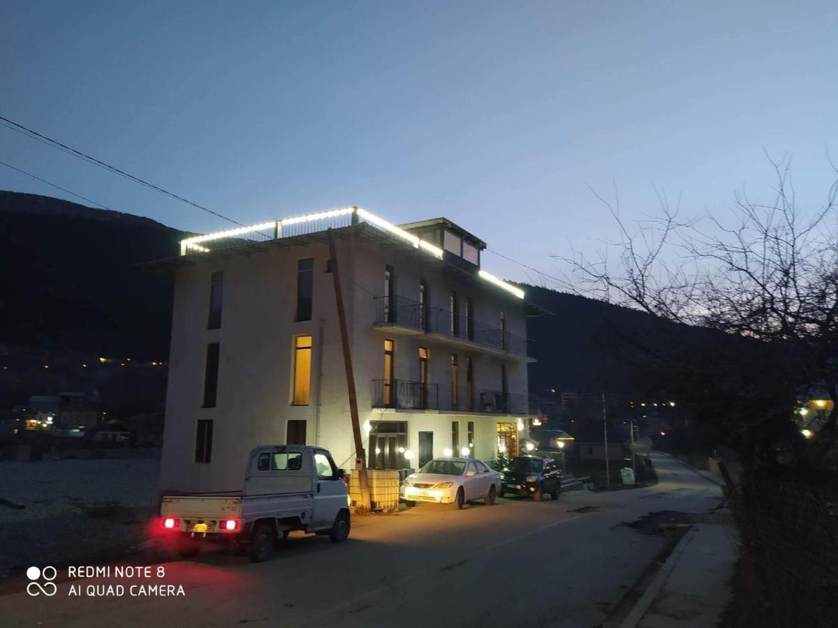 Hotel Marliza Mestia Kültér fotó