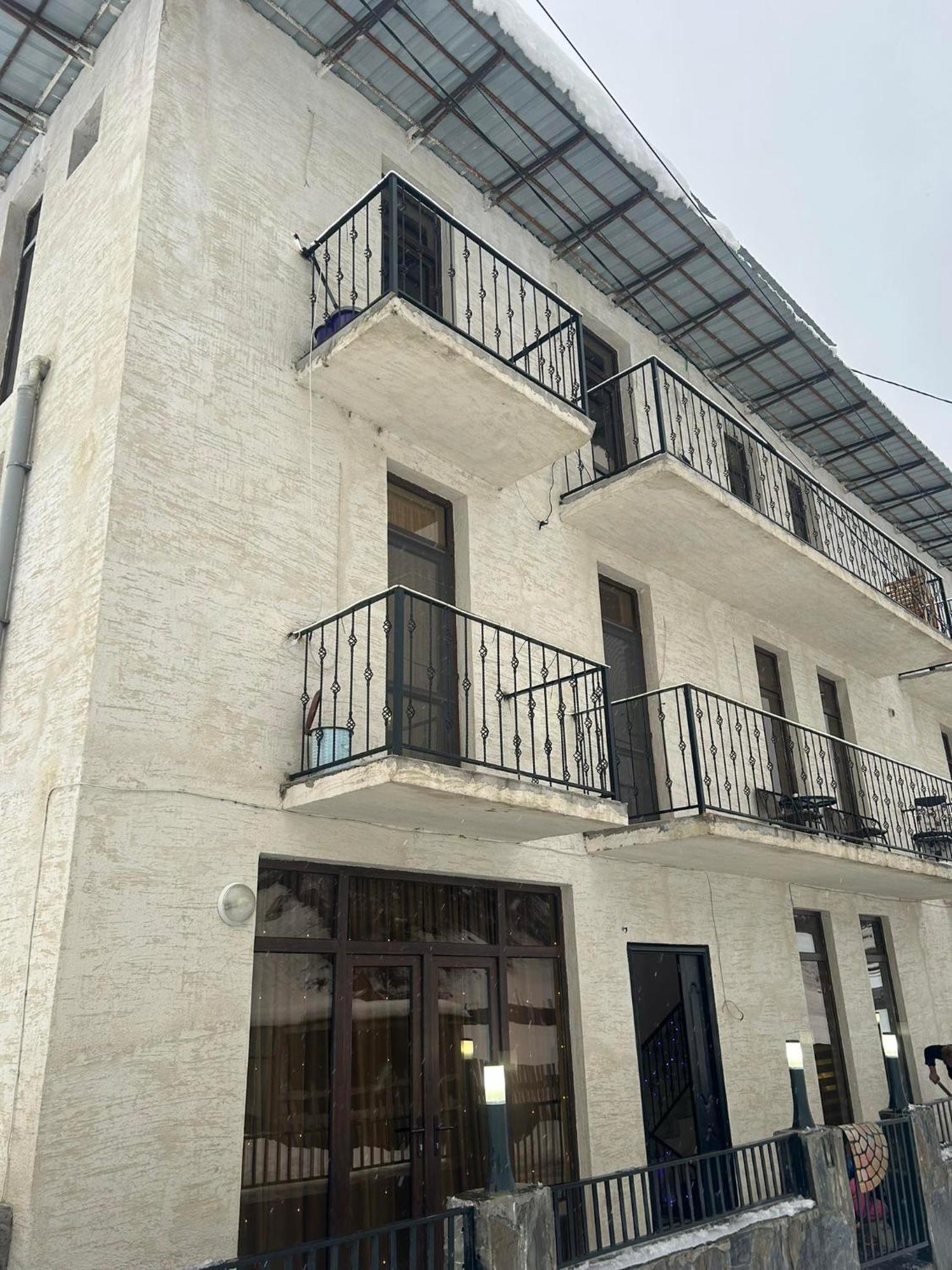 Hotel Marliza Mestia Kültér fotó